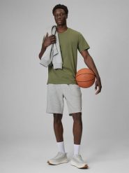 4F Spodenki dresowe męskie - szare M. Szare szorty męskie 4F, bez wzorów, z dresówki. Za 79.99 zł.