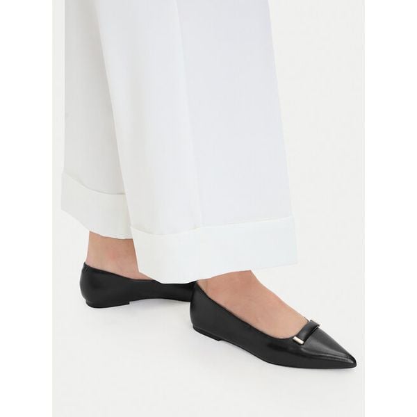 Baleriny Lasocki. Czarne balerinki damskie Lasocki, bez wzorów, bez obcasa, bez zapięcia. Za 199.99 zł.