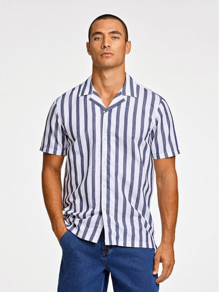 Lindbergh Koszula 30-203321 Granatowy Relaxed Fit. Niebieskie koszule męskie Lindbergh, l, bez wzorów, z bawełny, bez kołnierzyka, bez ramiączek. Za 109.99 zł.