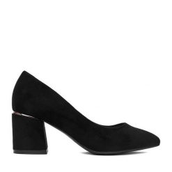 Czółenka JENNY. Czarne czółenka damskie Jenny, bez wzorów, bez obcasa, bez zapięcia. Za 129.99 zł.
