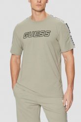 GUESS Zielony t-shirt męski Arlo. Zielone t-shirty męskie Guess, l, z aplikacjami, bez kołnierzyka, bez ramiączek. W wyprzedaży za 161.99 zł.