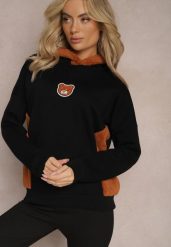 Czarna Bluza z Bawełny z Ozdobną Naszywką z Misiem i Polarowym Kapturem Hecatia. Czarne bluzy damskie Renee, z aplikacjami, z bawełny, casualowe, bez ramiączek, z kapturem. Za 99.99 zł.