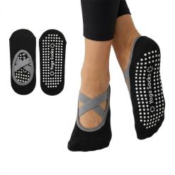 Skarpetki do jogi fit.me antypoślizgowe czarne. Czarne skarpetki damskie FITME!, bez wzorów. Za 10.53 zł.