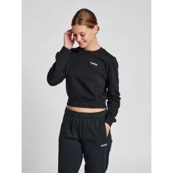 Damska krótka bluza Hummel LGC Shai. Czarne bluzy damskie Hummel, s, bez wzorów, z bawełny, eleganckie, bez ramiączek, bez kaptura. Za 230.35 zł.