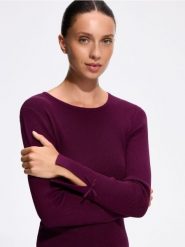 Sweter z rozcięciem - ciemnofioletowy. Fioletowe swetry nierozpinane damskie Reserved, l, bez wzorów, z dzianiny, bez kołnierzyka, bez ramiączek. Za 89.99 zł.