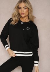 Czarna Bluza o Klasycznym Fasonie z Ozdobną Aplikacją Ewene. Czarne bluzy damskie Renee, s, z aplikacjami, z dzianiny, casualowe, bez ramiączek, bez kaptura. Za 64.99 zł.