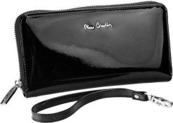 Pierre Cardin Portfel damski w kształcie piórnika ze smyczką na nadgarstek. Portfele damskie Pierre Cardin. Za 159.00 zł.