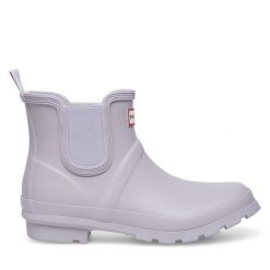 Kalosze Hunter. Fioletowe kalosze damskie Hunter, bez wzorów, bez zapięcia. Za 219.99 zł.