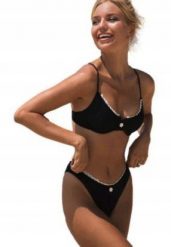 Damski dwuczęściowy strój kąpielowy bikini ze stokrotkami S. Bikini Pan i Pani Gadżet, s, bez wzorów. Za 68.09 zł.