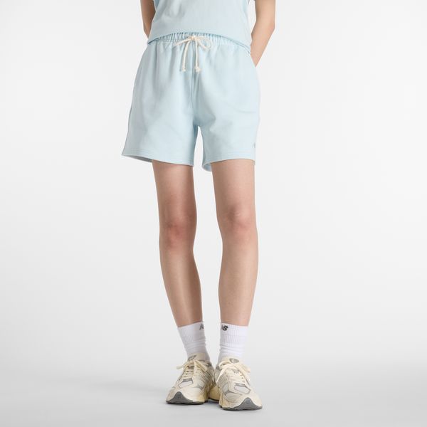 Spodenki damskie New Balance WS41508FRL – niebieskie. Niebieskie szorty damskie New Balance, bez wzorów, z bawełny, klasyczne, z podwyższonym stanem. Za 279.99 zł.