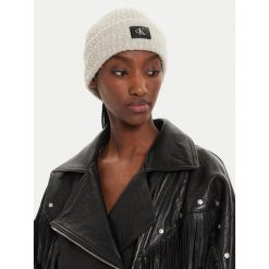 Czapka Calvin Klein. Brązowe czapki damskie Calvin Klein, na zimę, bez wzorów. Za 209.99 zł.