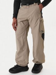 Quiksilver Spodnie narciarskie Snow Down Cargo EQYTP03231 Beżowy Relaxed Fit. Brązowe spodnie sportowe męskie Quiksilver, l, bez wzorów, z syntetyku, narciarskie. Za 1,019.00 zł.