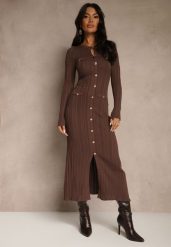 Brązowa Taliowana Sukienka Sweterkowa z Wiskozą i Metalicznymi Guzikami Lilianessa. Brązowe sukienki damskie Renee, na co dzień, m, bez wzorów, z wiskozy, casualowe, bez kołnierzyka, bez ramiączek, maxi, dopasowane. Za 139.99 zł.