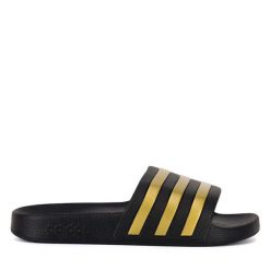 Klapki adidas. Czarne klapki damskie Adidas, bez wzorów, bez obcasa, bez zapięcia. Za 109.99 zł.