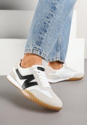 Biało-Czarne Sneakersy Tenisówki z Ozdobną Boczną Naszywką Ranilsa. Białe trampki i tenisówki damskie Born2be, z aplikacjami, z jeansu, bez zapięcia. Za 89.99 zł.