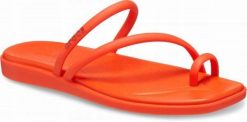 Klapki Dla Dorosłych Crocs Miami Toe Loop. Brązowe klapki męskie Crocs, bez wzorów, z materiału, bez zapięcia. Za 199.99 zł.