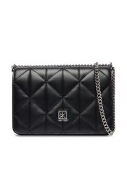 Calvin Klein Torebka Quilted Mini Chain Bag LV04F3321G Czarny. Czarne torebki do ręki damskie Calvin Klein, bez wzorów, ze skóry, bez dodatków. Za 449.99 zł.