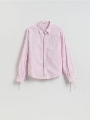 Koszula w paski z krawatem - różowy. Czerwone koszule damskie Reserved, l, bez wzorów, z bawełny, bez kołnierzyka, bez ramiączek. Za 109.99 zł.