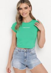 Zielony Dopasowany T-shirt Cropped z Napisem z Pzodu Yaloena. Zielone t-shirty damskie Born2be, m, bez wzorów, z jeansu, eleganckie, bez kołnierzyka, bez ramiączek. Za 34.99 zł.