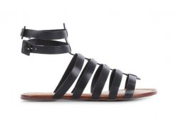 Sandały Bayla-Cr 120703 Vegetal Black, Czarny, Skóra naturalna - 36. Czarne sandały damskie Bayla, bez wzorów, z materiału, bez obcasa, bez zapięcia. W wyprzedaży za 44.10 zł.