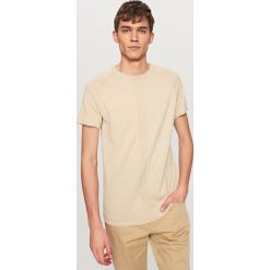 Sweter z krótkim rękawem - Beżowy. Brązowe swetry męskie Reserved, l, bez wzorów, bez kołnierzyka, bez ramiączek. Za 49.99 zł.