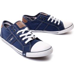 MUSTANG 4058310-841 jeans, tenisówki męskie. Niebieskie trampki męskie Mustang, bez wzorów, z jeansu, bez zapięcia. Za 239.90 zł.