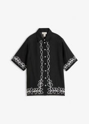 Bluzka z haftem. Czarne bluzki damskie bonprix, z aplikacjami, z tkaniny, bez kołnierzyka, bez ramiączek. Za 49.99 zł.