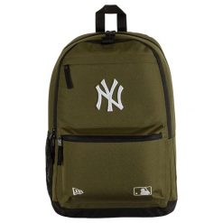 Plecak sportowo-turystyczny dla dorosłych MLB New York Yankees. Zielone plecaki męskie New Era, bez wzorów, z materiału, sportowe. Za 169.99 zł.