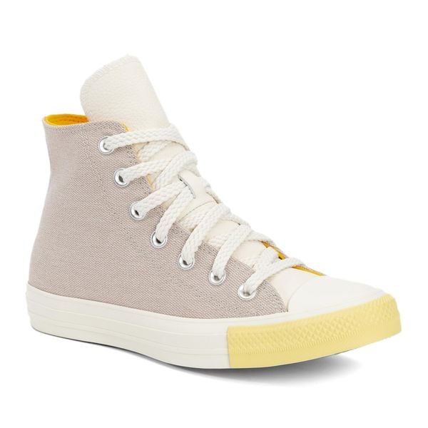 Trampki damskie Converse Chuck Taylor All Star Hi. Szare trampki i tenisówki damskie Converse, bez wzorów, bez zapięcia. Za 249.99 zł.