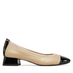 Baleriny Caprice. Brązowe balerinki damskie Caprice, bez wzorów, bez obcasa, bez zapięcia. Za 189.99 zł.