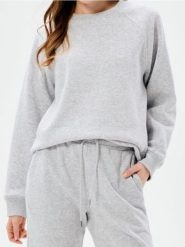 Bluza crewneck basic - szary. Szare bluzy damskie Sinsay, l, bez wzorów, bez ramiączek, bez kaptura. Za 35.99 zł.