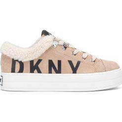 DKNY Suri Tenisówki Beżowy. Brązowe trampki i tenisówki damskie DKNY, bez wzorów, z materiału, bez zapięcia. Za 659.95 zł.