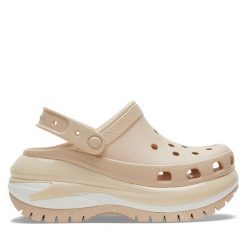 Klapki Crocs. Brązowe klapki damskie Crocs, bez wzorów, bez obcasa, bez zapięcia. Za 249.99 zł.