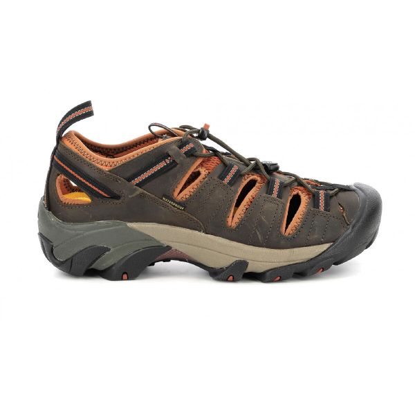 Buty do chodzenia męskie Keen Arroyo II Black Olivebombay. Brązowe buty zimowe męskie Keen, bez wzorów, z materiału, bez obcasa, bez zapięcia. W wyprzedaży za 520.15 zł.