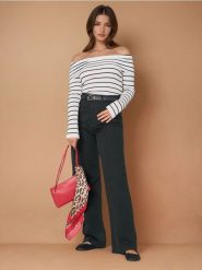 Sweter - wielobarwny. Swetry nierozpinane damskie Sinsay, l, bez wzorów, bez kołnierzyka, bez ramiączek. W wyprzedaży za 24.99 zł.