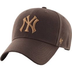 Czapka z daszkiem - New York Yankees Czapka regulowana. Niebieskie czapki damskie 47 Brand, bez wzorów, sportowe. Za 139.00 zł.