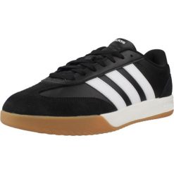 Buty ADIDAS VL COURT FC Czarny. Czarne buty zimowe męskie Adidas, bez wzorów, ze skóry, bez obcasa, bez zapięcia. Za 273.99 zł.