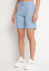 Jasnoniebieskie Klasyczne Szorty z Gumką w Pasie i Wsuwanymi Kieszeniami Cadenzara. Niebieskie szorty damskie Born2be, bez wzorów, eleganckie. Za 34.99 zł.