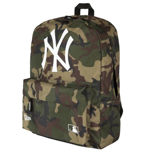 Plecak MLB Camo. Zielone plecaki męskie New Era, bez wzorów, z materiału. Za 139.99 zł.