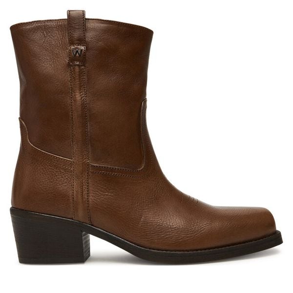 Botki Weekend Max Mara. Brązowe botki damskie Weekend Max Mara, bez wzorów, bez obcasa, na płaskiej podeszwie, bez zapięcia. Za 2,069.00 zł.