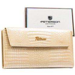 Poziomy portfel damski ze skóry ekologicznej w beżowym kolorze z tłoczeniem na wzór skóry krokodyla - Peterson. Brązowe portfele damskie Peterson, ze skóry ekologicznej. Za 69.00 zł.