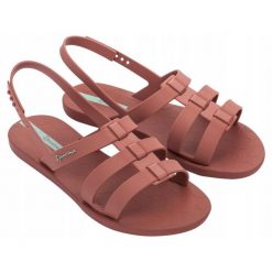 Sandały dla kobiet Ipanema STYLE SANDAL FEM. Czerwone sandały damskie Ipanema, bez wzorów, bez obcasa, bez zapięcia. Za 129.99 zł.