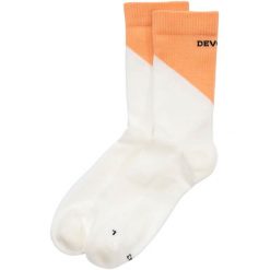 Skarpety merino Devold Endurance Merino Sock. Białe skarpetki damskie Devold, bez wzorów, z elastanu. Za 126.49 zł.