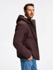 Kurtka z kapturem - mahoniowy. Brązowe kurtki męskie Reserved, l, bez wzorów, z kapturem. Za 359.99 zł.
