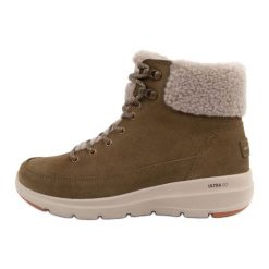 Buty Skechers Glacial Ultra-Woodlands 16677/OLV brązowe. Brązowe botki damskie na zimę, bez wzorów, z materiału, eleganckie, bez obcasa, bez zapięcia. Za 432.01 zł.