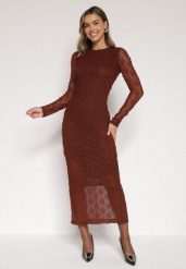 Brązowa Dopasowana Sukienka Koronkowa z Długim Rękawem Zenika. Brązowe sukienki damskie Born2be, na imprezę, na jesień, l, bez wzorów, z futra, eleganckie, bez kołnierzyka, bez ramiączek, maxi, dopasowane. Za 139.99 zł.