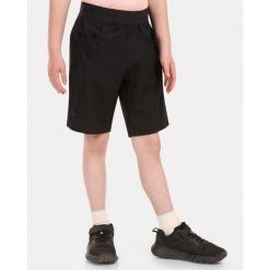 Pantaloncini da esterno per bambini Kilpi MOLE-J. Czarne szorty damskie Kilpi, bez wzorów, sportowe. Za 112.21 zł.