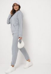 Szary Komplet Dresowy Bluza Kangurka z Kapturem i Spodnie Joggery Triasa. Szare bluzy damskie Born2be, m, bez wzorów, z dresówki, klasyczne, bez ramiączek, z kapturem. Za 84.99 zł.