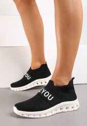 Czarne Buty Sportowe z Napisem LOVE i Elastyczną Cholewką Alaissa. Czarne obuwie sportowe damskie Renee, bez wzorów, z okrągłym noskiem, bez zapięcia. Za 44.99 zł.