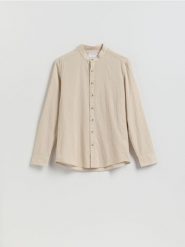 Strukturalna koszula regular fit - beżowy. Brązowe koszule męskie Reserved, l, bez wzorów, z bawełny, bez kołnierzyka, bez ramiączek. Za 119.99 zł.